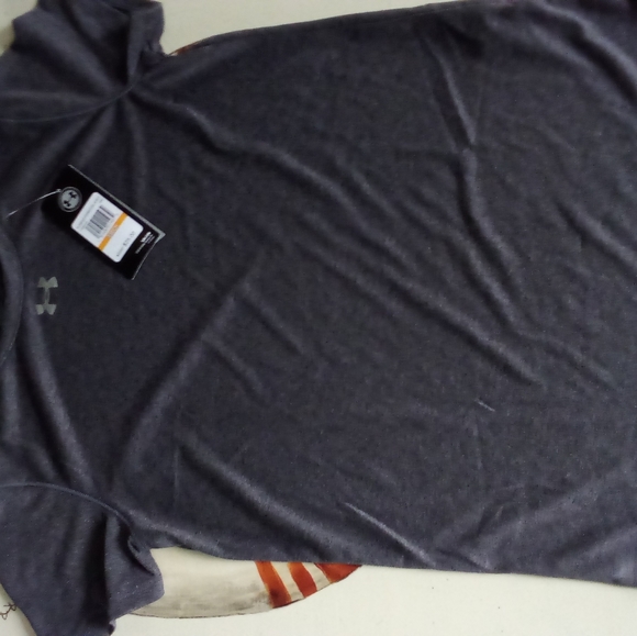 NWT Under armour crew neck Tee - Picture 7 of 7